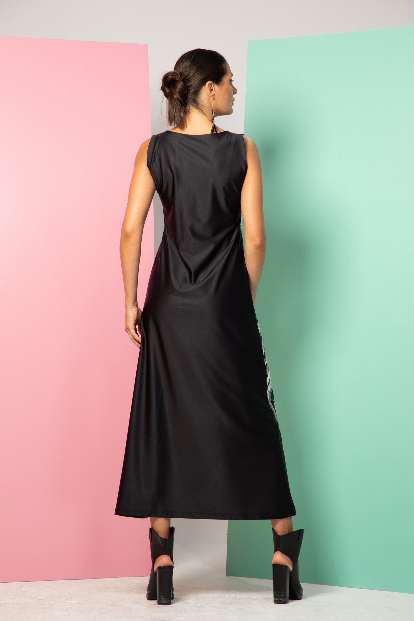 Long Elegant Dress "North Pray"