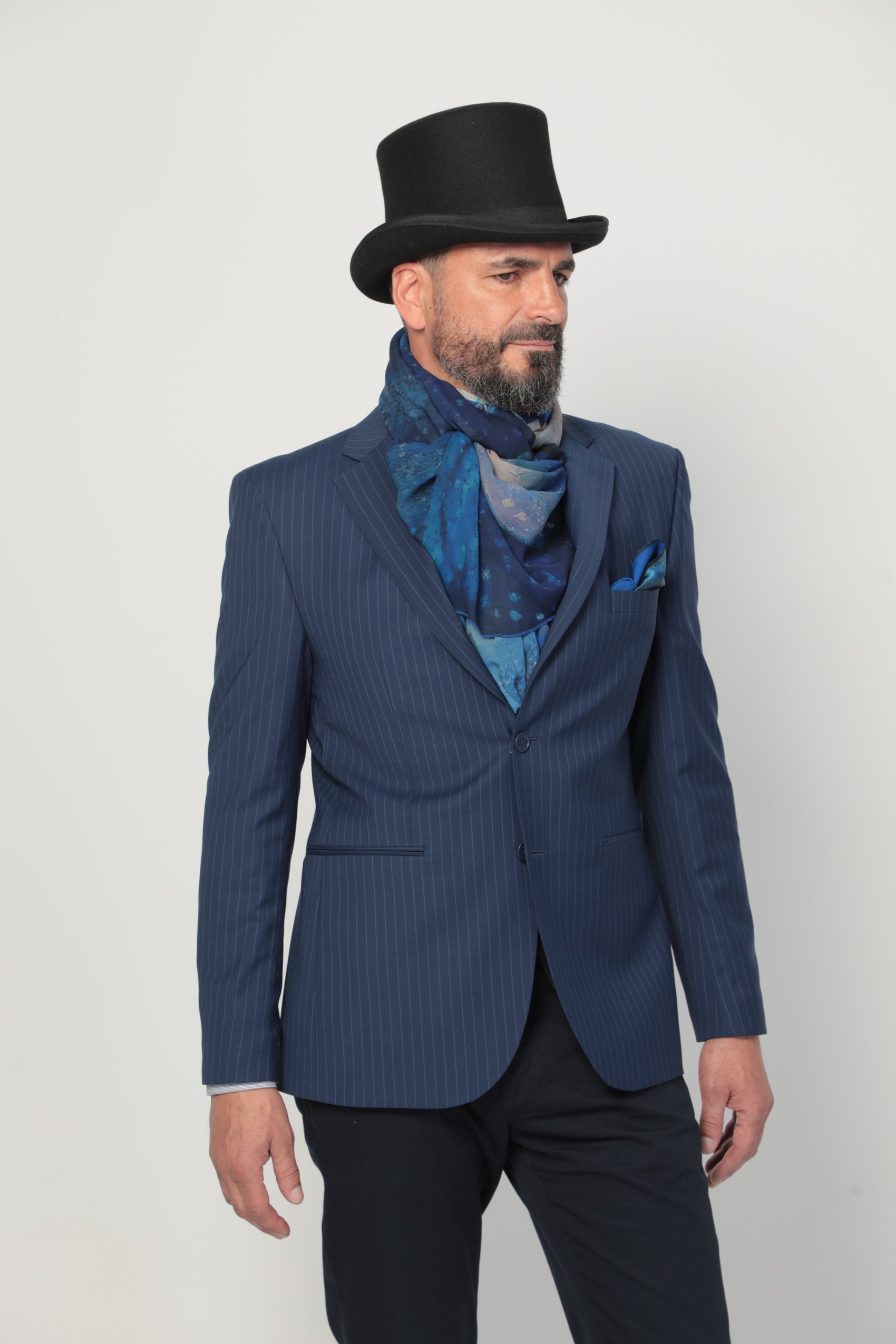 Scarf "Into the stars"